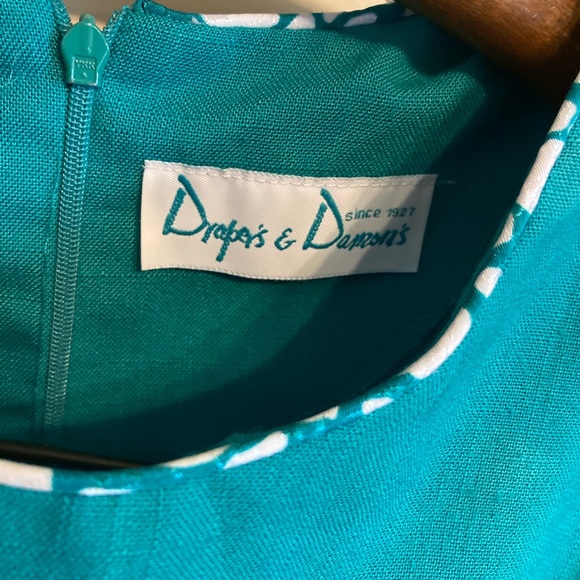 Vintage ‘80’s Linen Feel Green Top w/ Accent Trim & Buttons by Draper & Damon’s - Picture 2 of 7